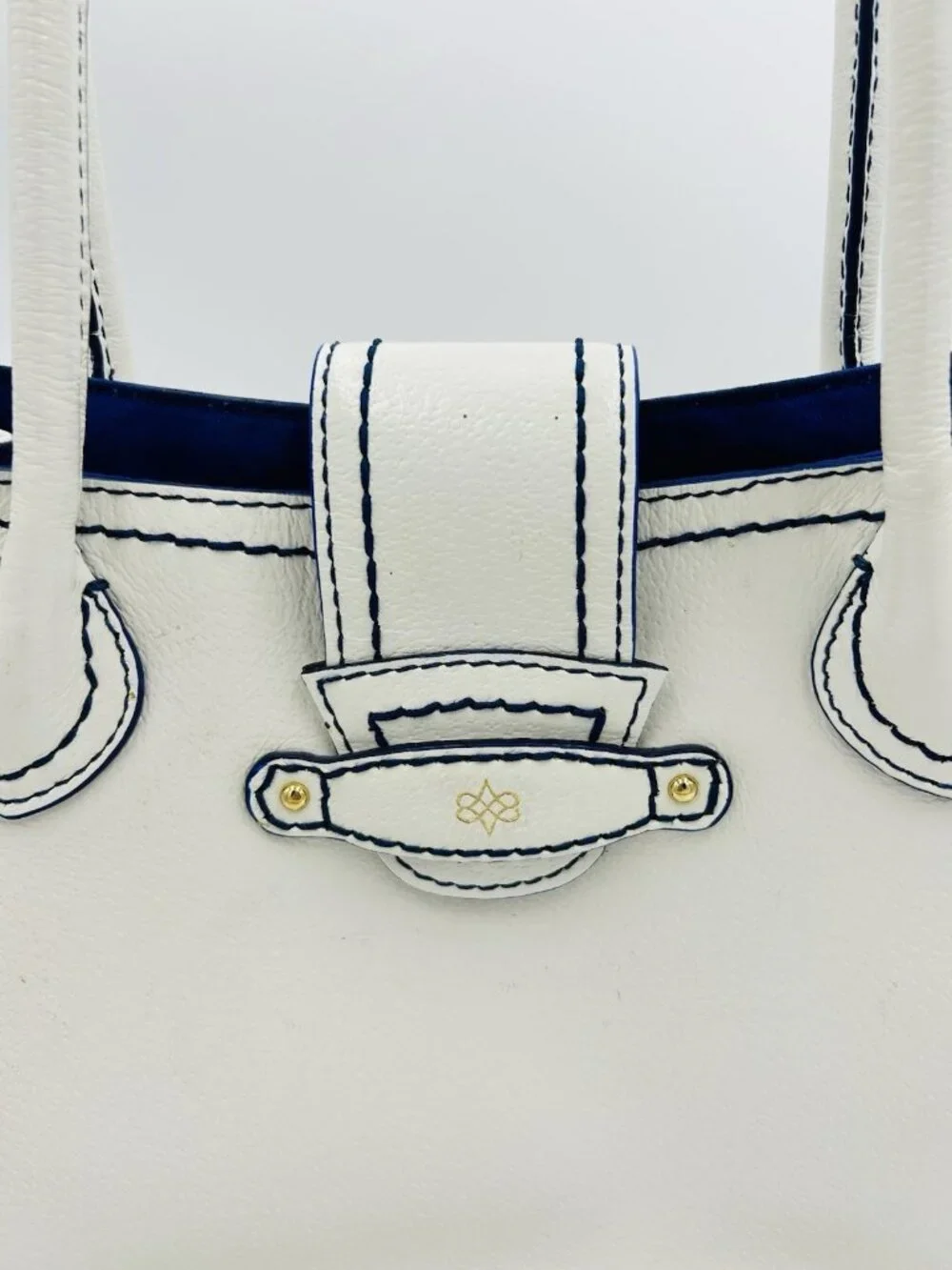 Antonio Melani White Leather Satchel Bag Magnetic Closure Blue Trim